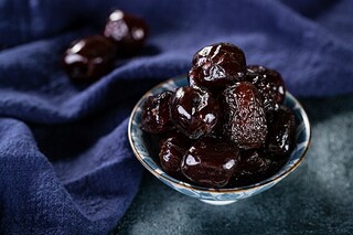 挥手送八月散文（挥手告别八月下一句）