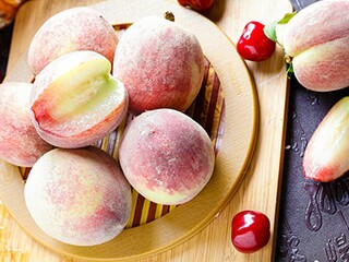 描写山水的诗句（唐诗描写山水的诗句）