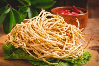 李清照《孤雁儿·藤床纸帐朝眠起》的赏析（孤雁儿·藤床纸帐朝眠起拼音）
