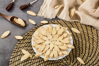 唯利是图名言名句摘抄_唯利是图的人心的图片